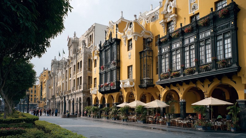 Colonial buildings and balconies surrounding Lima’s Plaza Mayor